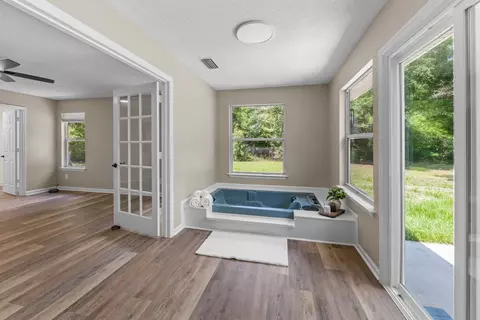 194 Stokley Rd, Crawfordville, FL 32327