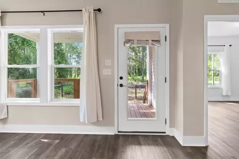 Entry Way - 211 Franklin St, Carrabelle, FL 32322 photo 1 of 1