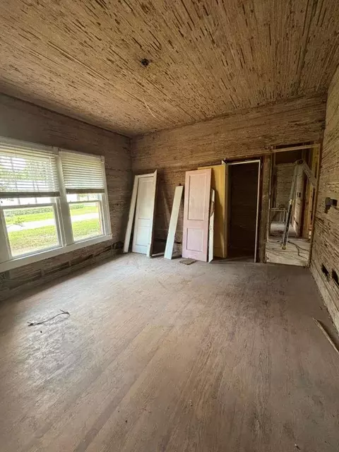 Other - 804 N Calhoun St, Perry, FL 32347 photo 5 of 12