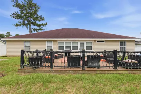 Exterior - 496 Rustling Pines Blvd, Midway, FL 32343 photo 6 of 8