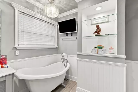 Bath - 496 Rustling Pines Blvd, Midway, FL 32343 photo 3 of 6