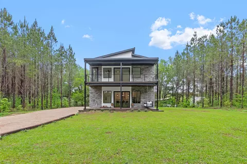 10080 Mahan Dr, Tallahassee, FL 32309