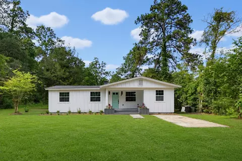 4825 Gearhart Rd, Tallahassee, FL 32303