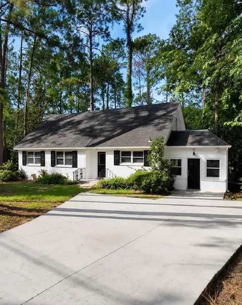 2307 Domingo Dr, Tallahassee, FL 32304