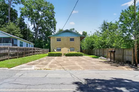1011 Abraham St #-, Tallahassee, FL 32304