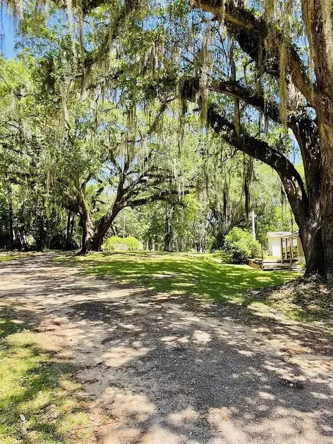4330 Mahan Dr, Tallahassee, FL 32312