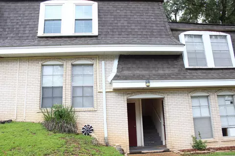 2020 Continental Ave, Tallahassee, FL 32304
