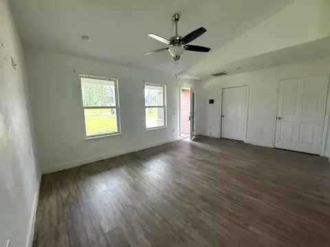 Living - 407 Mae Cato Dr, Midway, FL 32343 photo 1 of 2