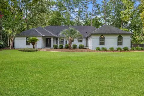 9022 Winged Foot Dr, Tallahassee, FL 32312