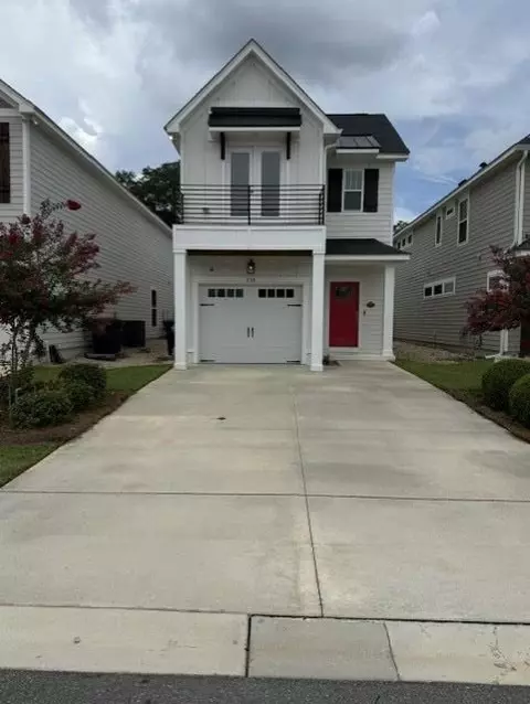 438 Grand Oaks Rd, Tallahassee, FL 32317