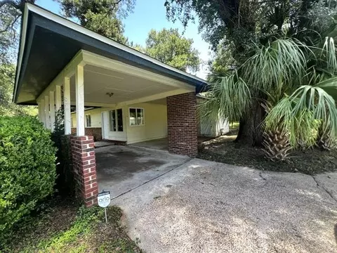 3221 Beacon St, Tallahassee, FL 32305
