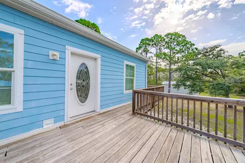 Exterior - 21028 Beach Rd, Perry, FL 32348 photo 4 of 7