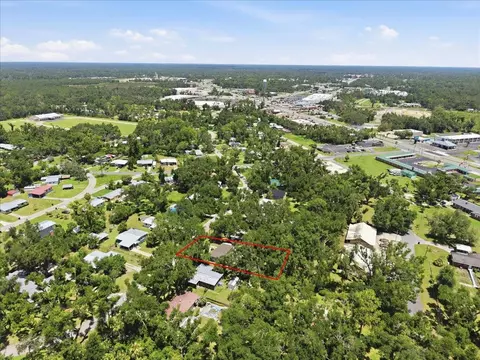 View/Area - 212 Cypress Rd, Perry, FL 32348 photo 2 of 3