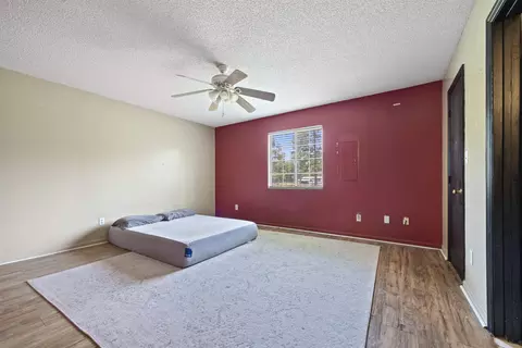 405 SE Apache Ave, Lee, FL 32059 photo 12