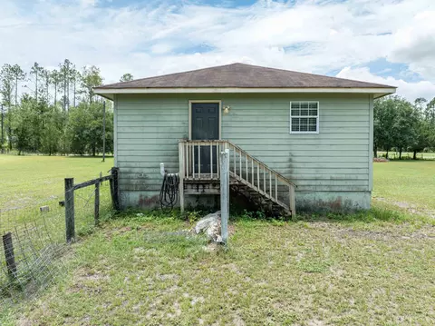 405 SE Apache Ave, Lee, FL 32059 photo 34