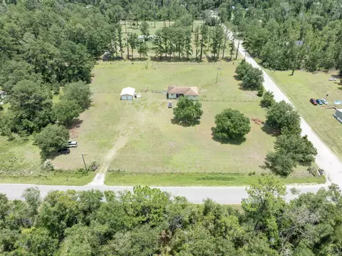 View/Area - 405 SE Apache Ave, Lee, FL 32059 photo 4 of 10