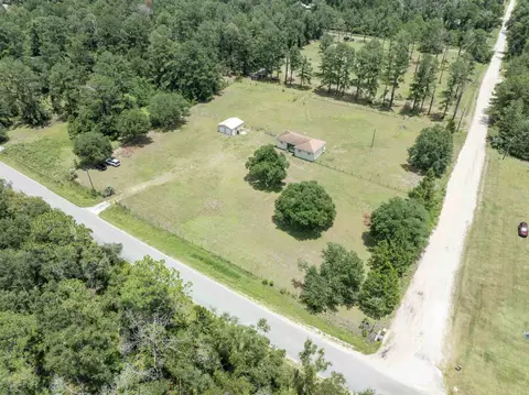 View/Area - 405 SE Apache Ave, Lee, FL 32059 photo 5 of 10