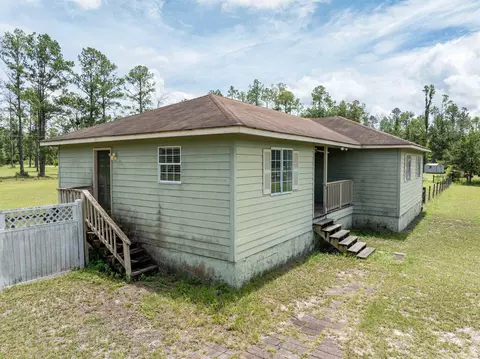 Other - 405 SE Apache Ave, Lee, FL 32059 photo 7 of 7