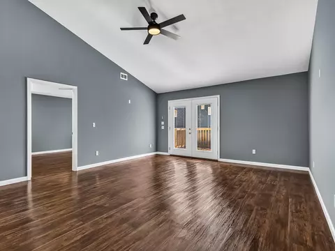 Living - 920 Arlington Cir, Quincy, FL 32351 photo 1 of 6