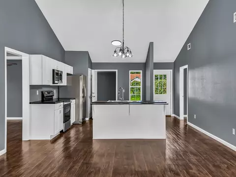 Kitchen - 920 Arlington Cir, Quincy, FL 32351 photo 1 of 4