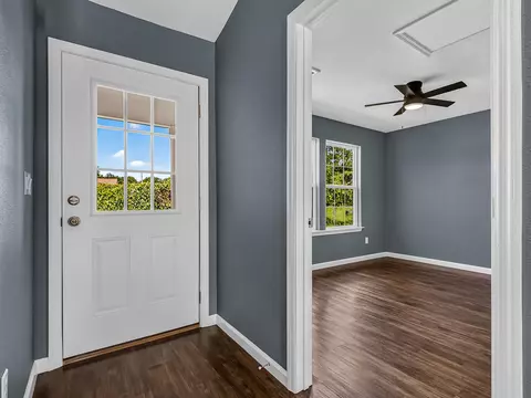 Entry Way - 920 Arlington Cir, Quincy, FL 32351 photo 1 of 2