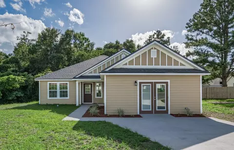 920 Arlington Cir, Quincy, FL 32351