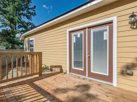 Exterior - 920 Arlington Cir, Quincy, FL 32351 photo 6 of 6