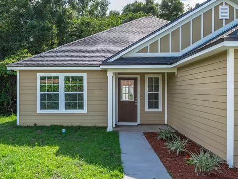 Exterior - 920 Arlington Cir, Quincy, FL 32351 photo 4 of 6