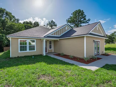 Exterior - 920 Arlington Cir, Quincy, FL 32351 photo 2 of 6