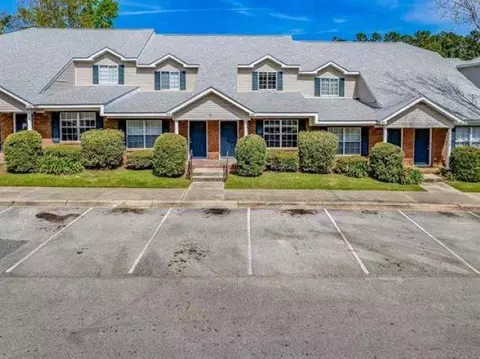 2738 W Tharpe St #2505, Tallahassee, FL 32303