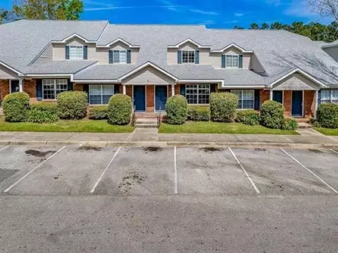 2738 W Tharpe St #2505, Tallahassee, FL 32303