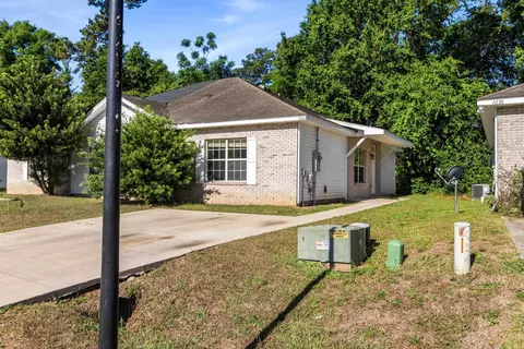 1680 Corey Wood Cir, Tallahassee, FL 32304