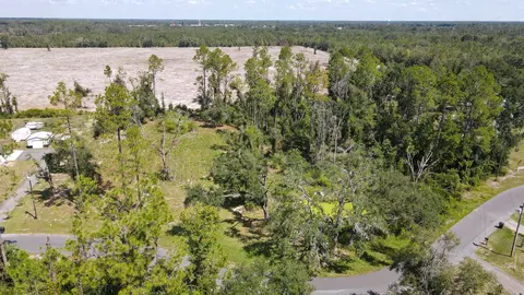 415 Judson Dr, Perry, FL 32348 photo 3