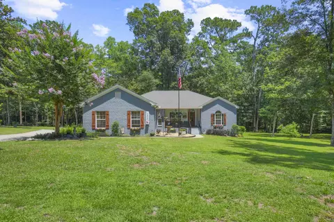1520 Beaver Creek Dr, Havana, FL 32333