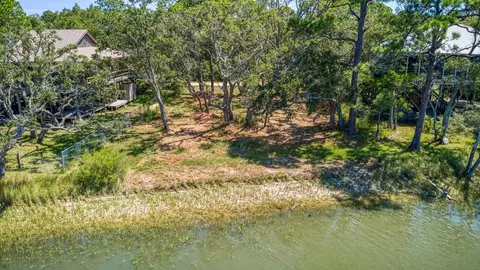 175 Harbor Cir, Alligator Point, FL 32346 photo 3