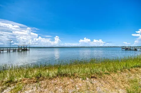 175 Harbor Cir, Alligator Point, FL 32346 photo 2