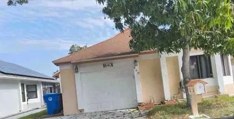 840 W Palm Run Dr, North Lauderdale, FL 33068