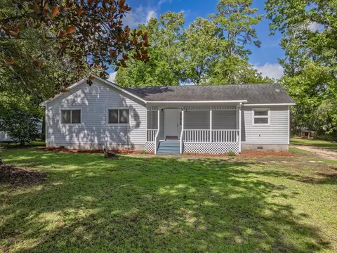 75 Tupelo Dr, Crawfordville, FL 32327