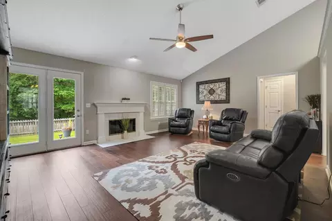 2801 Green Forest Ln, Tallahassee, FL 32312