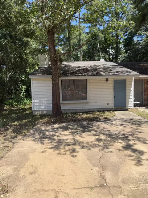 1534 Merry Oaks Ct #WEST, Tallahassee, FL 32303