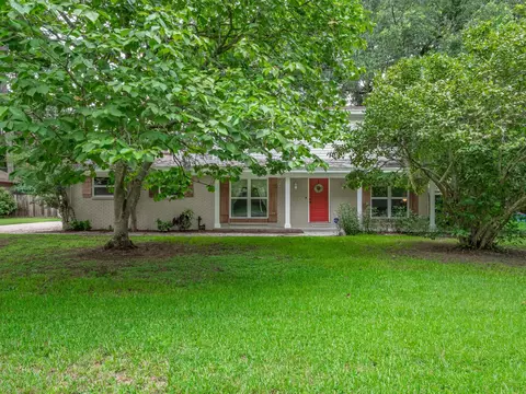 2045 Doomar Dr, Tallahassee, FL 32308