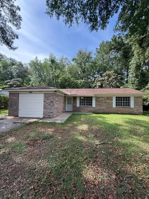 3529 Wood Hill Dr, Tallahassee, FL 32303