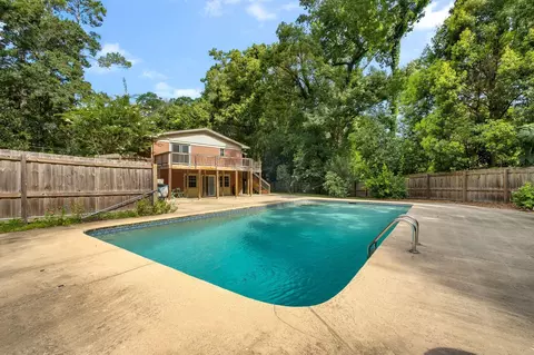 406 Piedmont Dr, Tallahassee, FL 32312