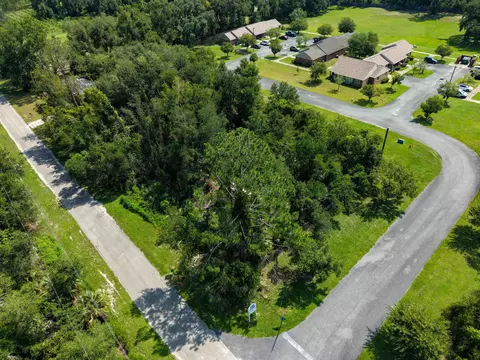 116 Stephens St, Perry, FL 32347 photo 2