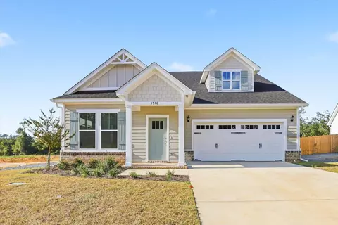 1548 Summerbrooke Dr, Tallahassee, FL 32312