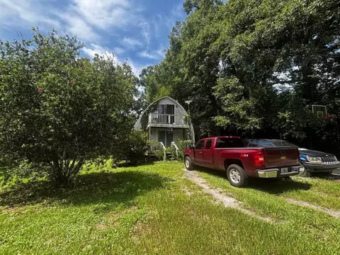 2905 Natural Bridge Rd, Tallahassee, FL 32305