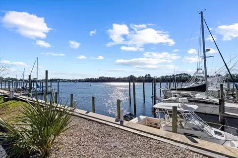 View/Area - 903 NW Avenue A, Carrabelle, FL 32322 photo 4 of 4
