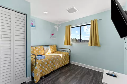 Bedroom - 903 NW Avenue A, Carrabelle, FL 32322 photo 5 of 6