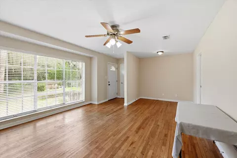2119 Longview Dr, Tallahassee, FL 32303