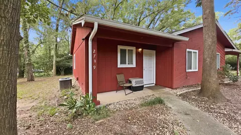 2739 W Tharpe St, Tallahassee, FL 32303